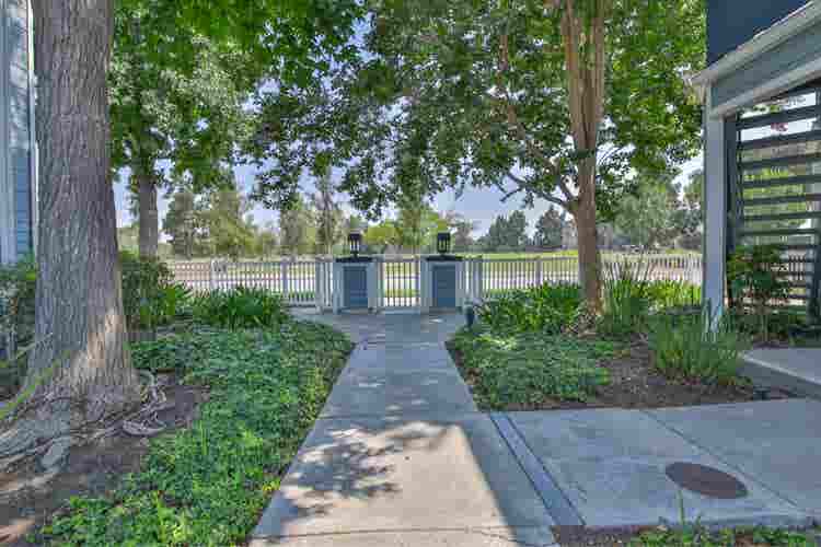 Private Room & Bathroom Downey