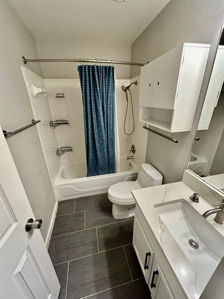 Room with private bathroom for rent