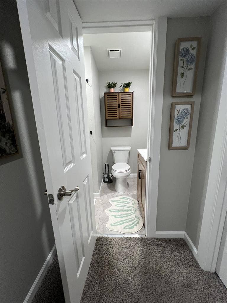 Cozy Room in Spacious safe home