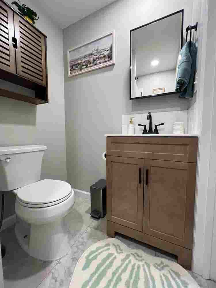 Cozy Room in Spacious safe home