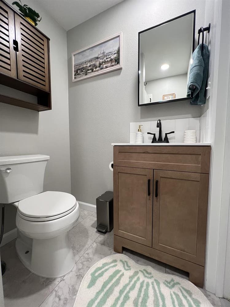 Cozy Room in Spacious safe home