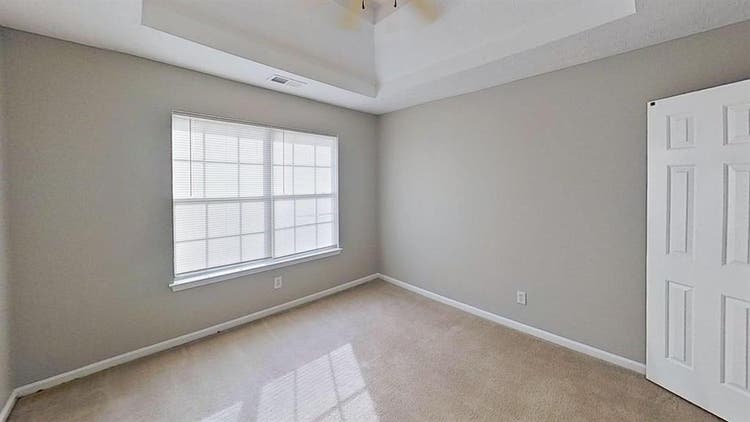 1 BR in Riverdale