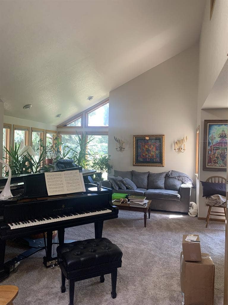 Housemate: a perfect spot E Denver