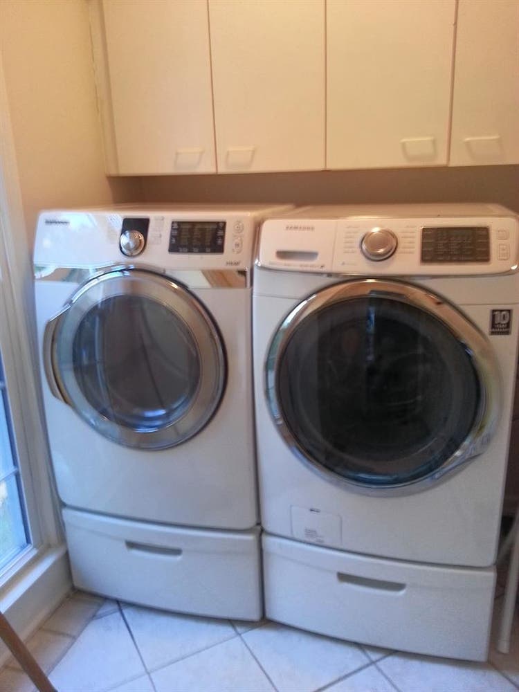 Share lux home near Emory NO PETS