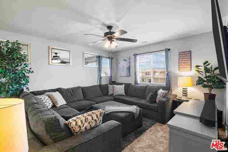 Fully furnished rooms for rent