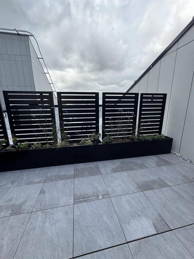 1 bed with private terrace