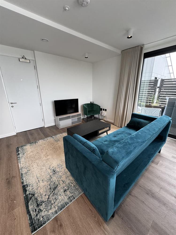 1 bed with private terrace