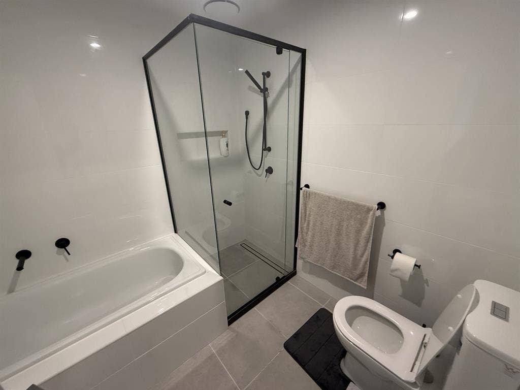 Rent a house Greenvale