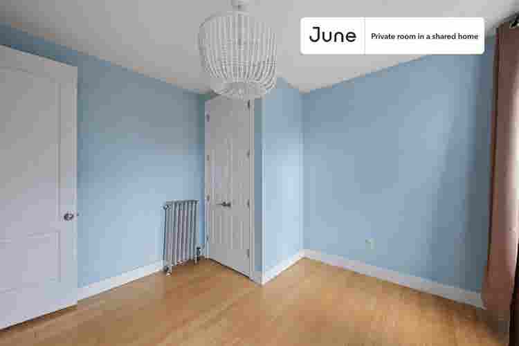 2 BR in New York City