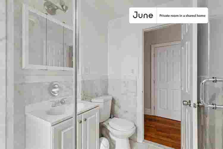 3 BR in New York City