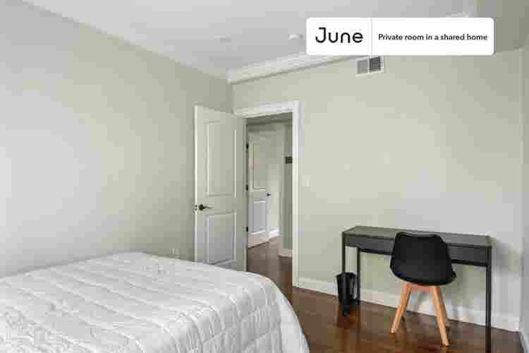 4 BR in Boston