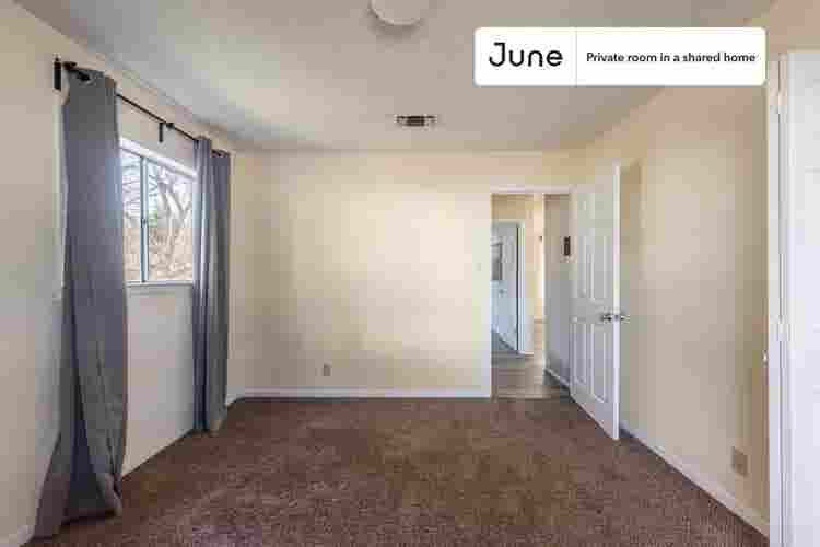 4 BR in Austin