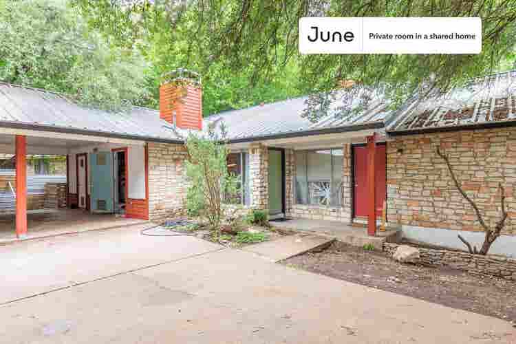 3 BR in Austin