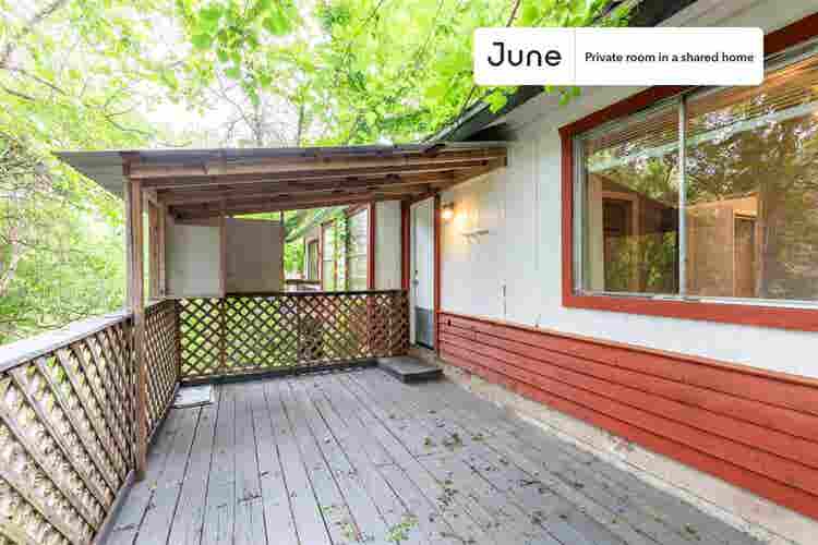 3 BR in Austin