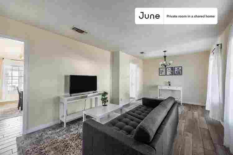 4 BR in Austin