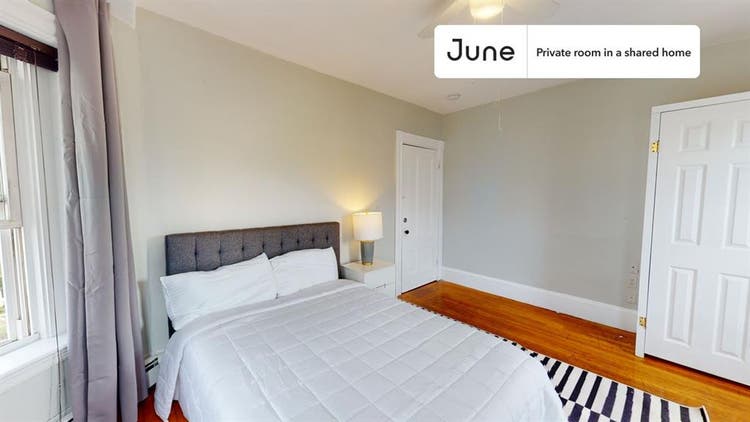 4 BR in Boston