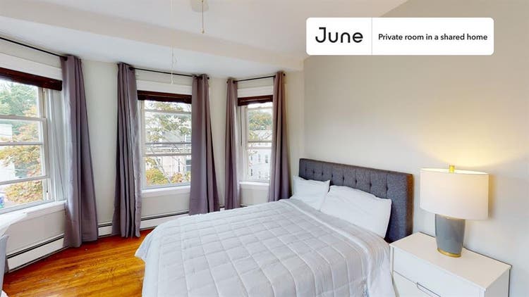 4 BR in Boston