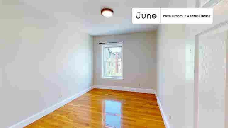 4 BR in Boston