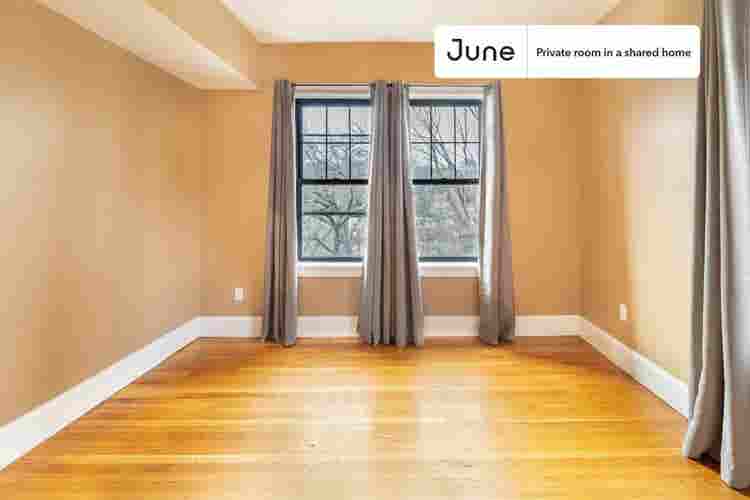 4 BR in Boston