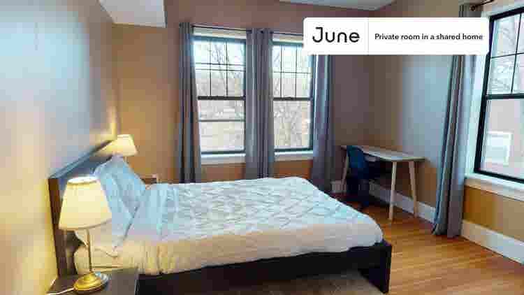 4 BR in Boston