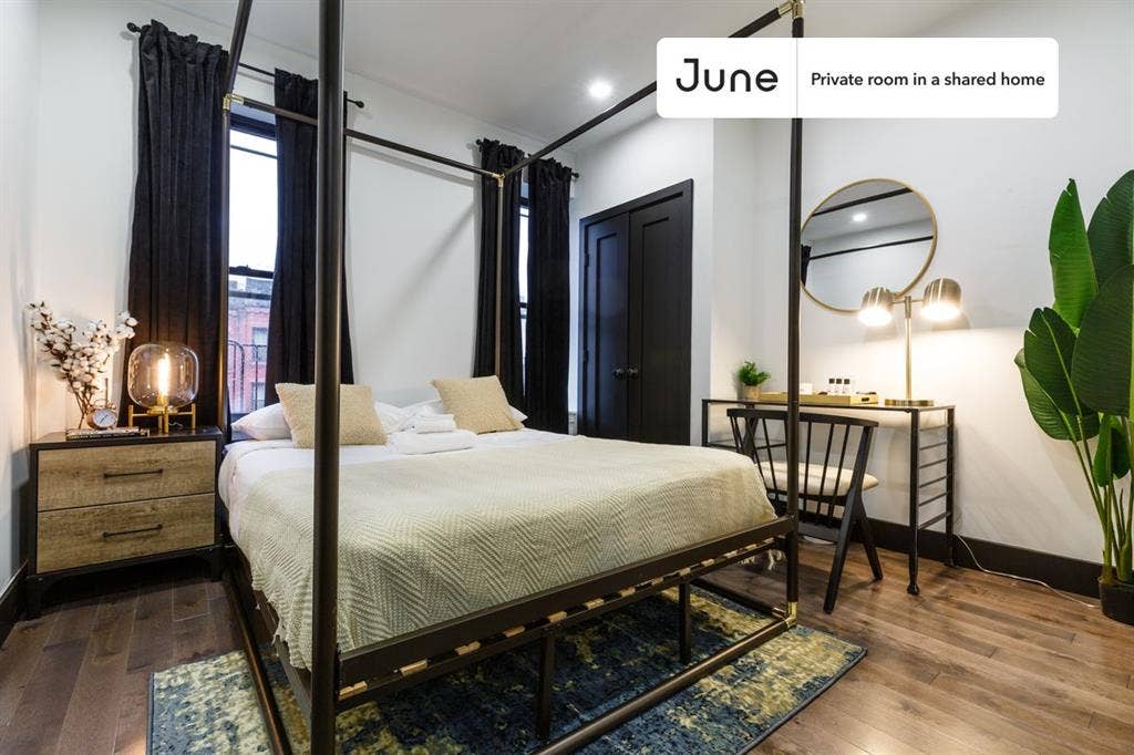 3 BR in New York City