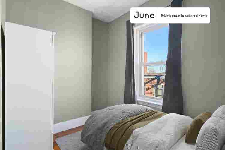 4 BR in Boston