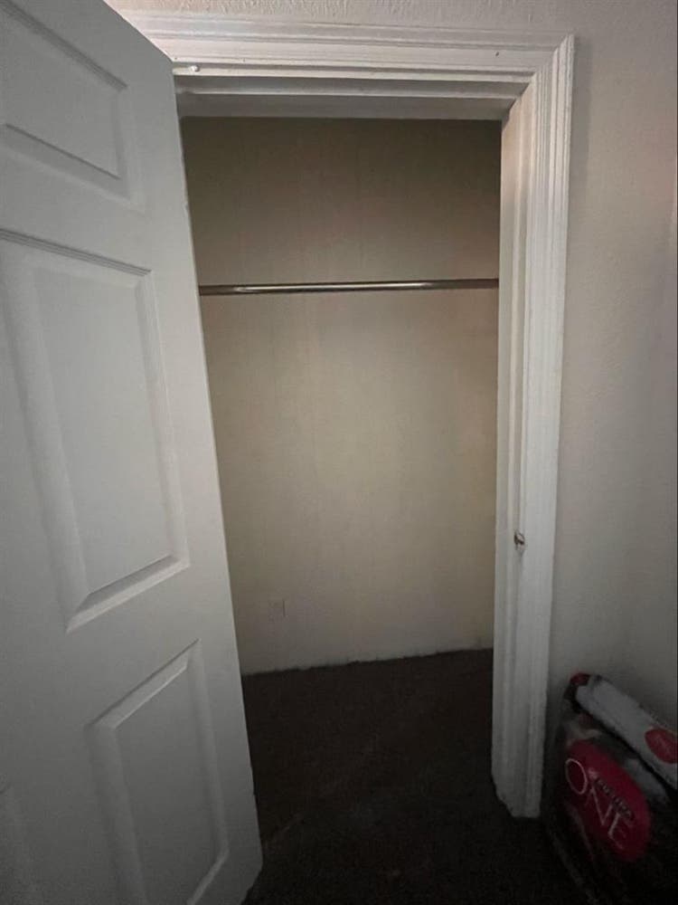 Room for rent with shared bathroom