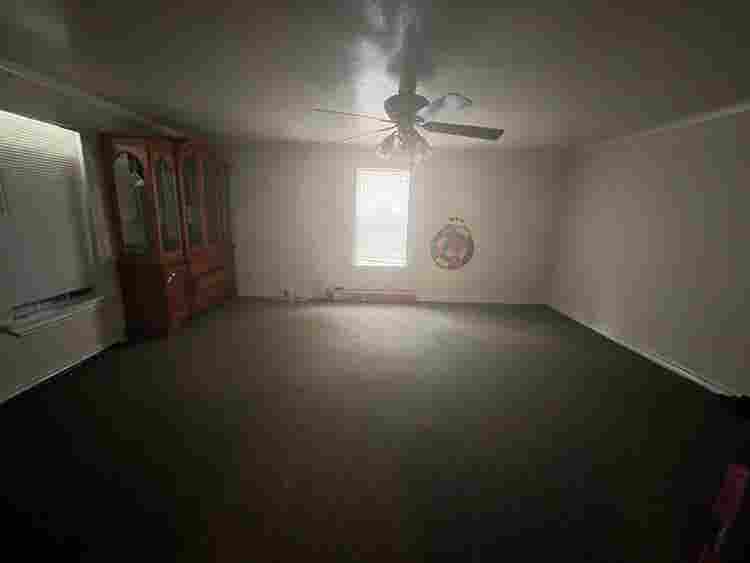 Room for rent with shared bathroom