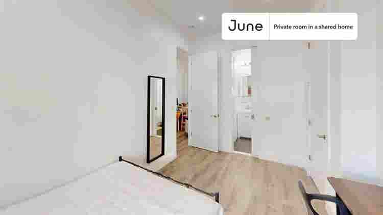 3 BR in New York City