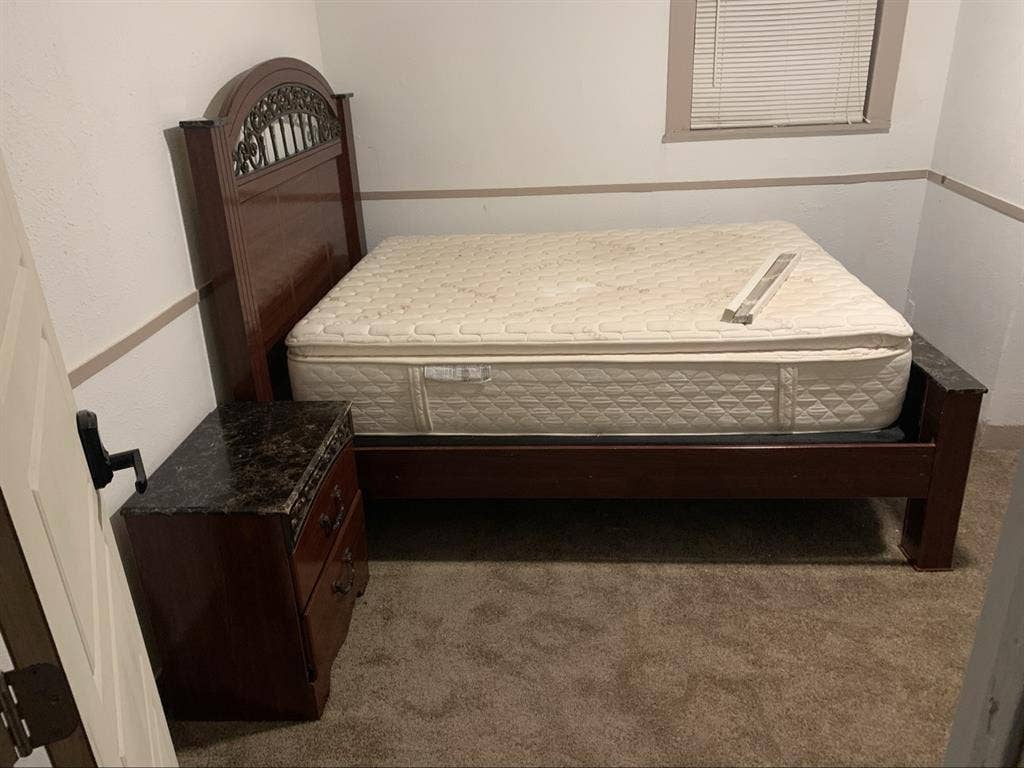 Room for rent in mesquite garland