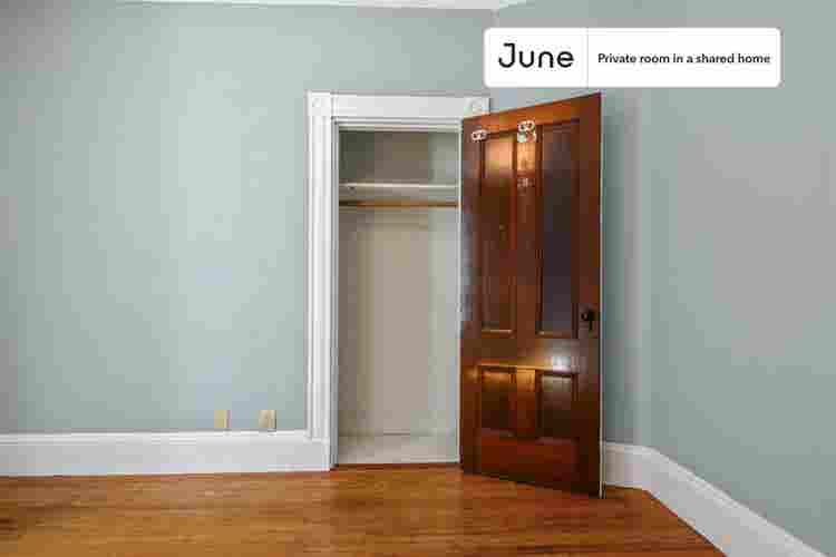 4 BR in Boston