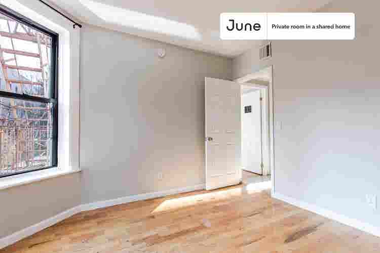 4 BR in New York City