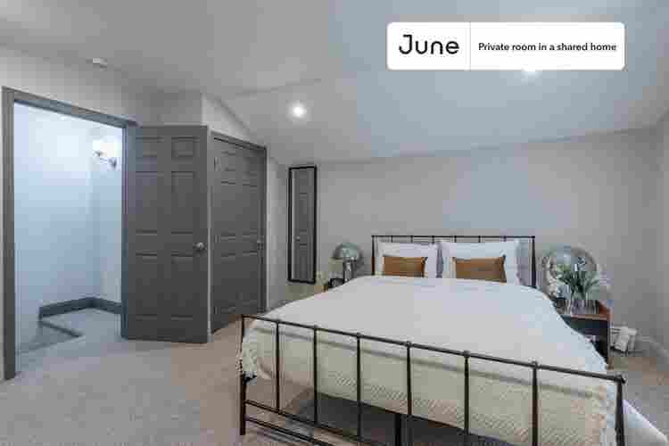 5 BR in Boston