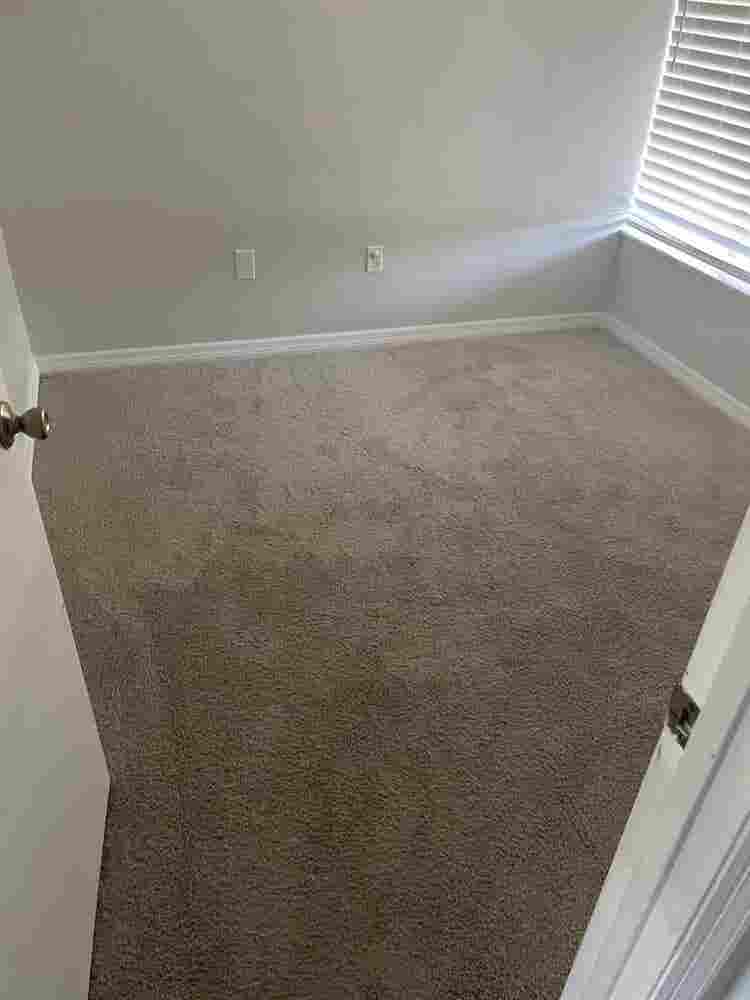 Room for rent $