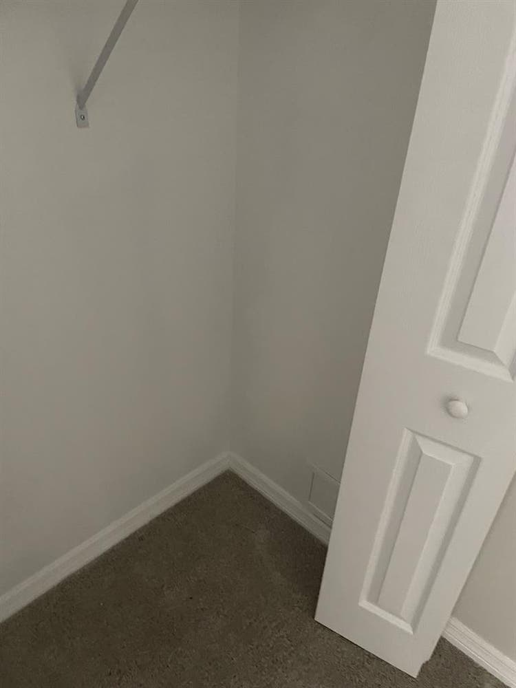 Room for rent $