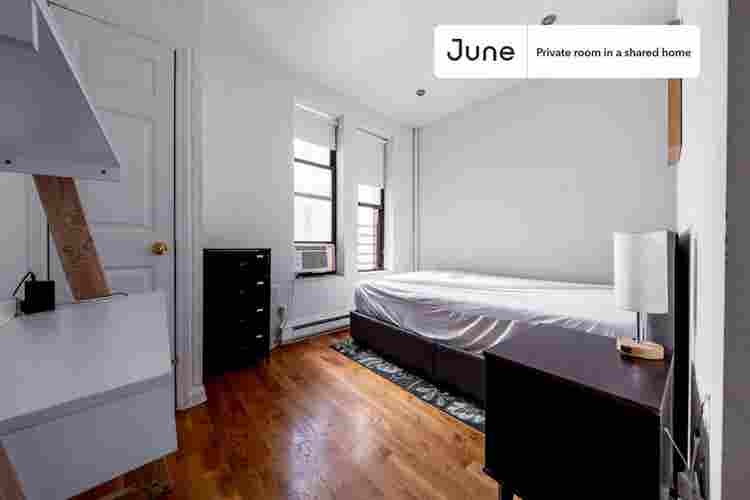 2 BR in New York City