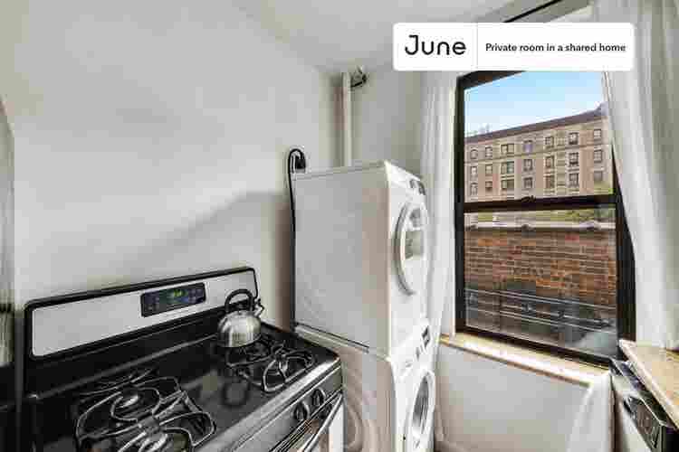 3 BR in New York City