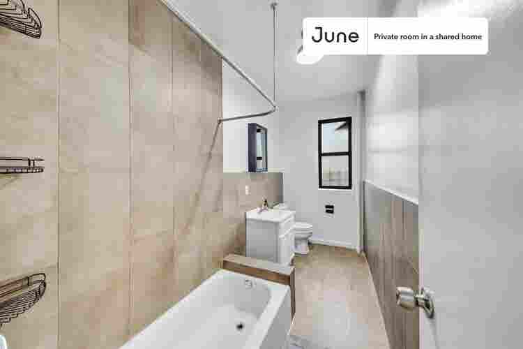 3 BR in New York City