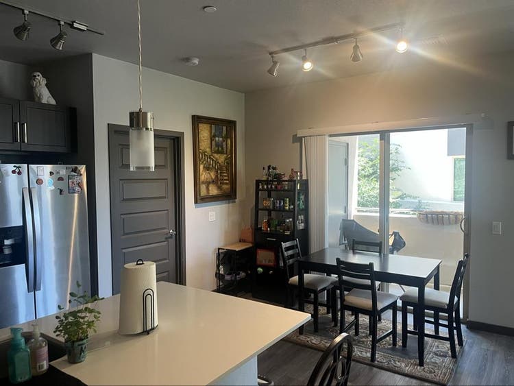 Female Roommate Needed ASAP!!