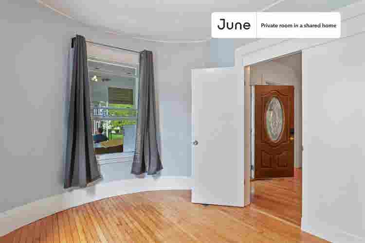 6 BR in Boston