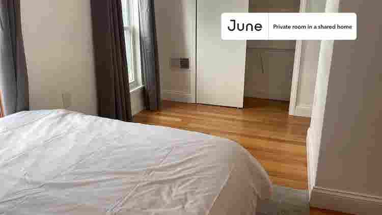 6 BR in Boston