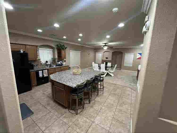 Available for immediate move in!!!!