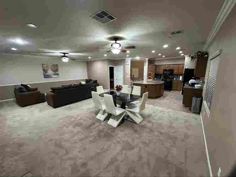 Available for immediate move in!!!!