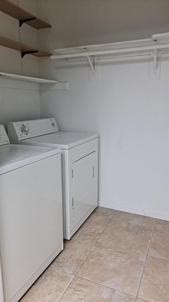 GROUND FLOOR CONDO FOR RENT