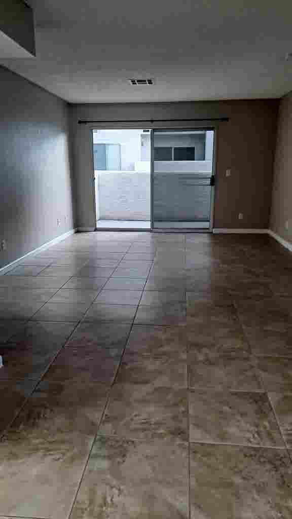 GROUND FLOOR CONDO FOR RENT