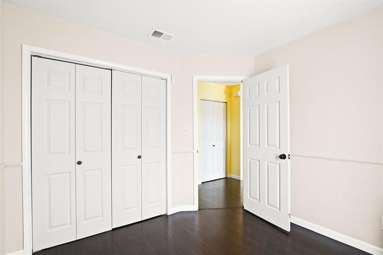 Convenient location , Easy Access