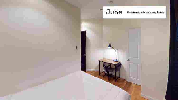 3 BR in New York City