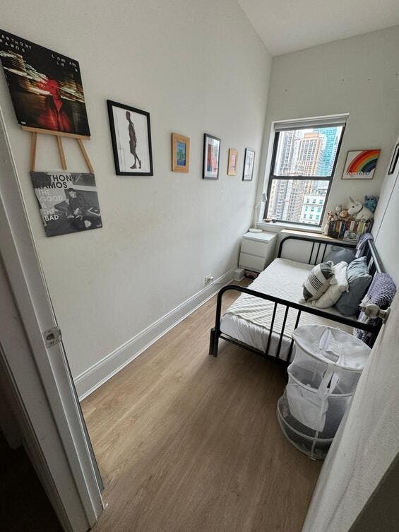 ✨Super Affordable Room in Midtown✨