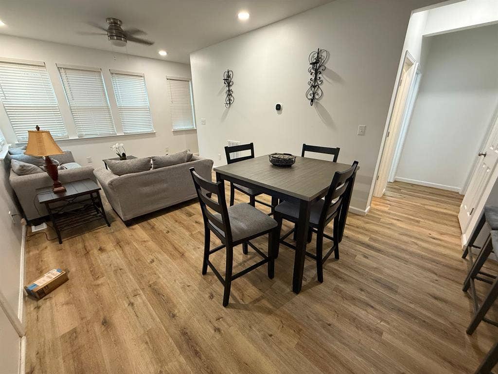 4 BR in Durham