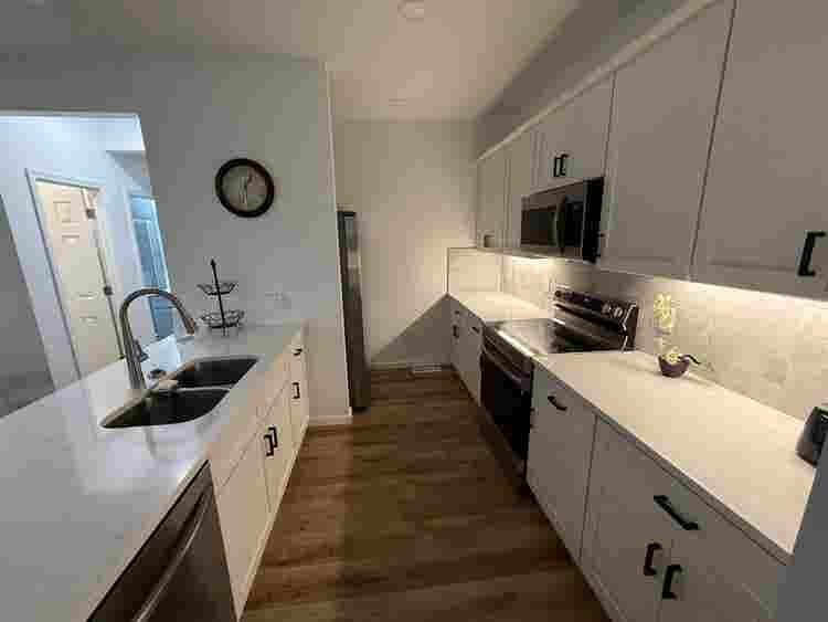 4 BR in Durham